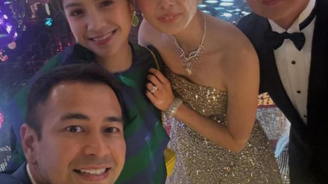 Cantiknya Nagita Slavina Hadiri Undangan Pernikahan Bareng Raffi Ahmad, Penampilannya Curi Perhatian