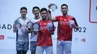 Ganda putra Indonesia&nbsp;Leo Rolly Carnando/Daniel Marthin juara Singapore Open 2022 usai mengalahkan seniornya Fajar&nbsp;Alfian/Muhammad Rian Ardinato. Leo/Daniel menang&nbsp;9-21, 21-14, dan 21-16 dalam durasi 52 menit di Singapore Indoor Stadium, Kallang, Minggu (17/7). (foto: PBSI)