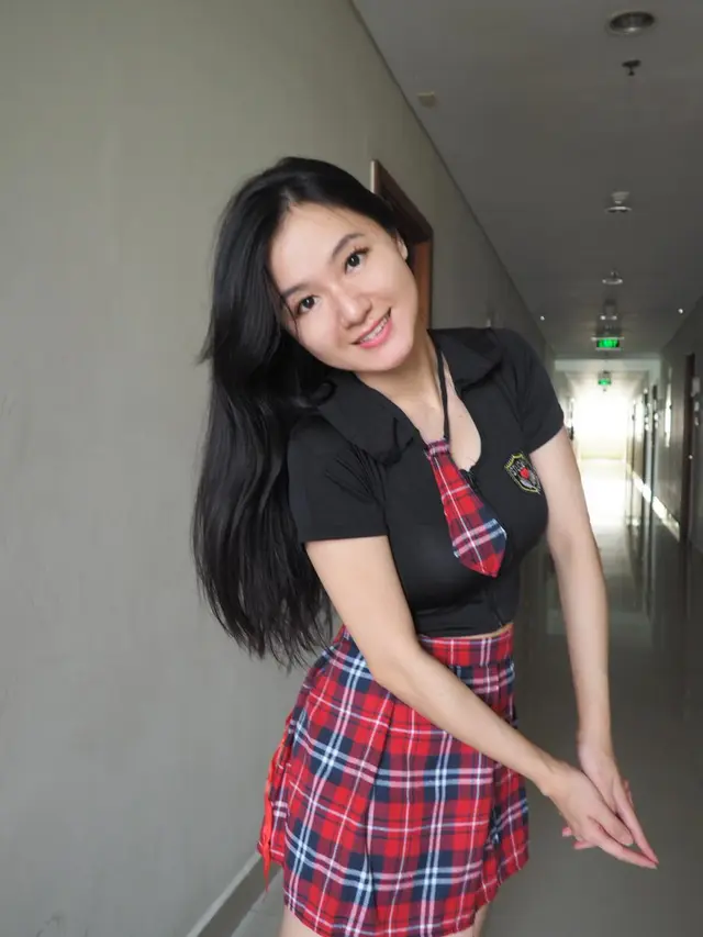 Carollyne Dewi