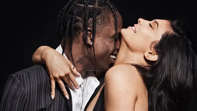 [Bintang] Travis Scott - Kylie Jenner