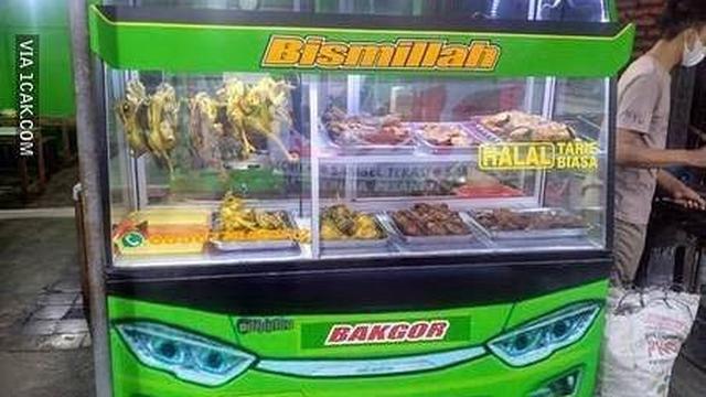 6 Gerobak Jualan Ini Bentuknya Nyeleneh Banget, Pembeli Tepuk Jidat