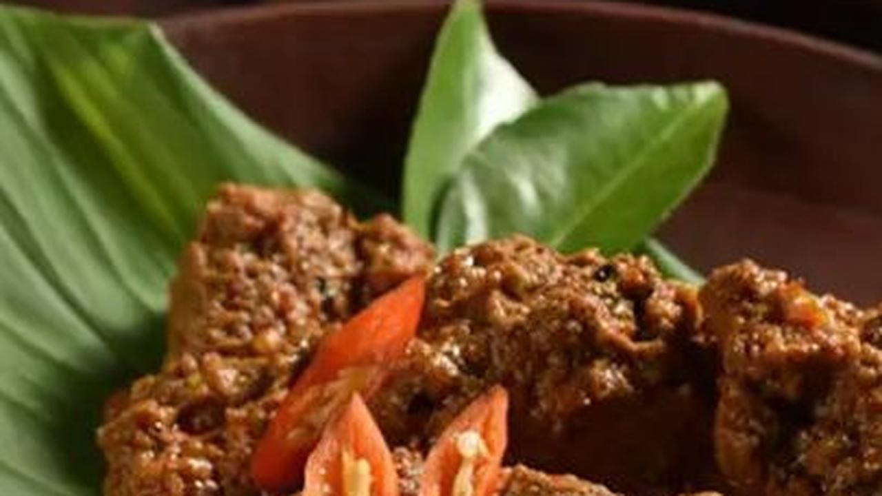2. Rendang Daging Khas Padang