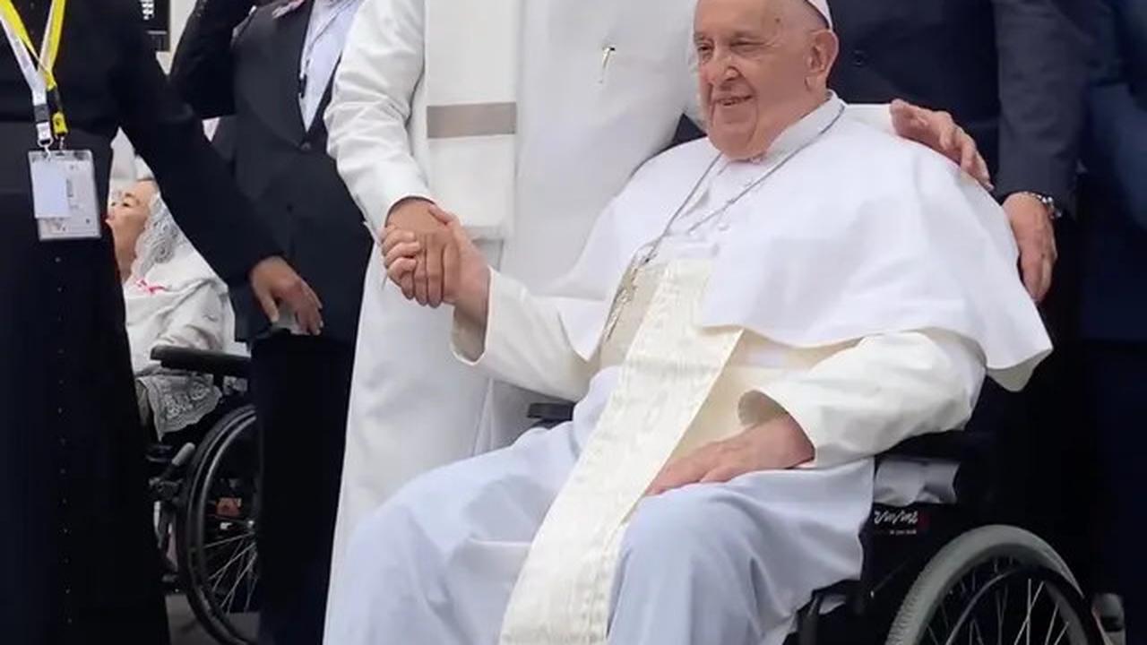 Pesan Paus Fransiskus di Masjid Istiqlal dan Momen Haru KH Nasaruddin Umar Cium Kening Pope Francis