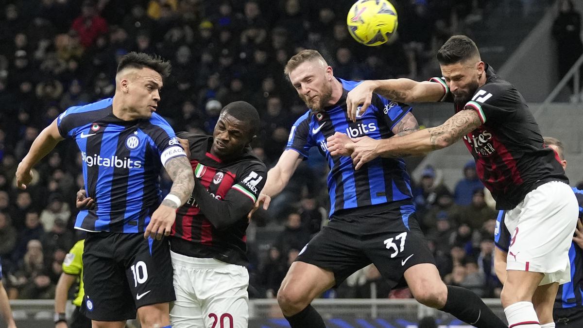 Utak-Atik Peluang Lolos AC Milan Vs Inter Milan: Derby Milan Sama Kuat