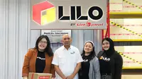 Menteri Koperasi dan UKM Republik Indonesia Teten Masduki (tengah) saat berkunjung ke booth LILO, layanan fulfillment Lion Parcel, dalam acara Indonesia Digital MeetUp 2023 yang digelar SMESCO pada 5-6 Oktober 2023. (Dok&nbsp;Lion Parcel)