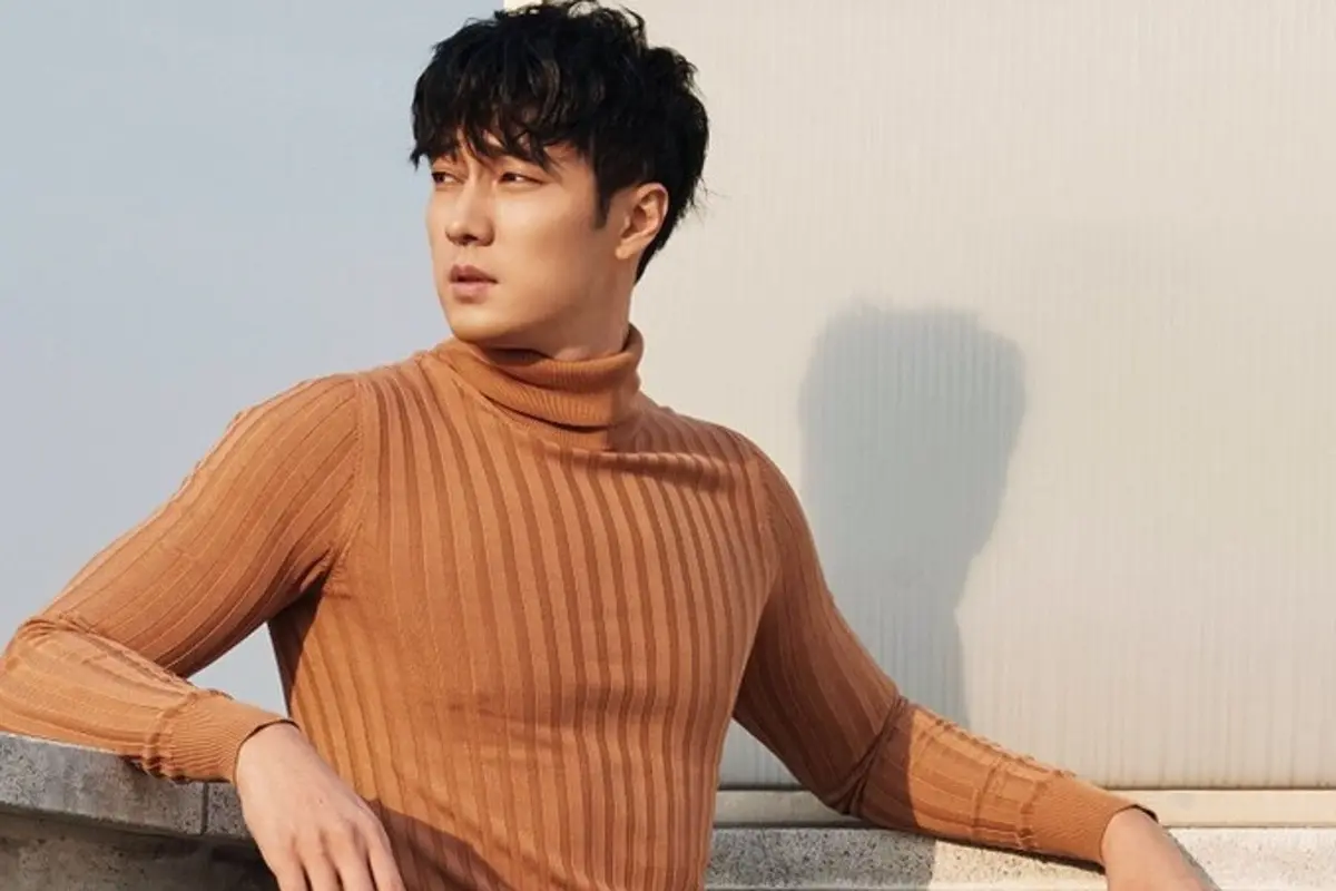 So Ji Sub