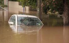 Mobil Terendam Banjir? Ini Cara yang Perlu Diketahui Agar Mobil Masih Bisa Dipakai