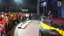 Ustadz Yusuf Mansur memberikan ceramah pada acara Doa Bersama Lintas Agama dan Festival Seni Budaya di Jakarta, Jumat (12/4). Acara yang digelar Gerakan Alumni UI dan IKJ mengusung tema "SATUkan Doa menuju Kemenangan". (Liputan6.com/Angga Yuniar)