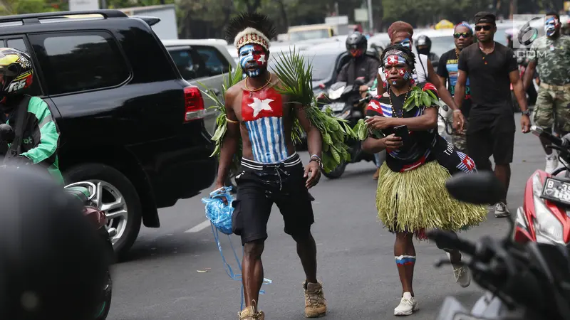 Demo di Depan Istana, Mahasiswa Papua Tuntut Referendum