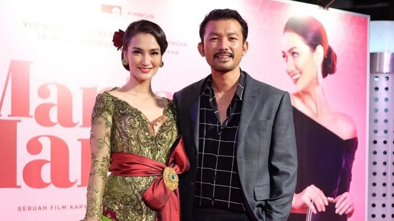 Atiqah Hasiholan dan Rio Dewanto