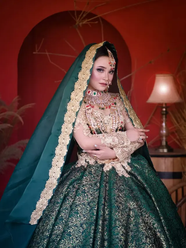 6 Potret Tasya Rosmala Bergaya ala India, Tampil Memesona