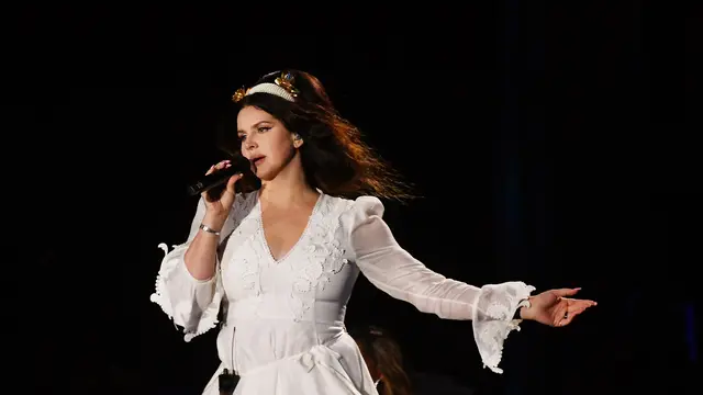 Lana Del Rey rilis album baru