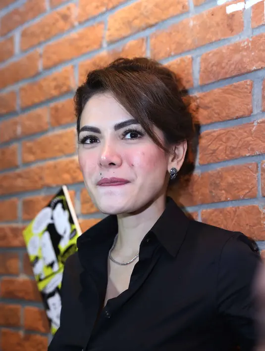 Beberapa kali Nikita Mirzani membantah soal kedekatannya dengan Sammy. (Nurwahyunan/Bintang.com)