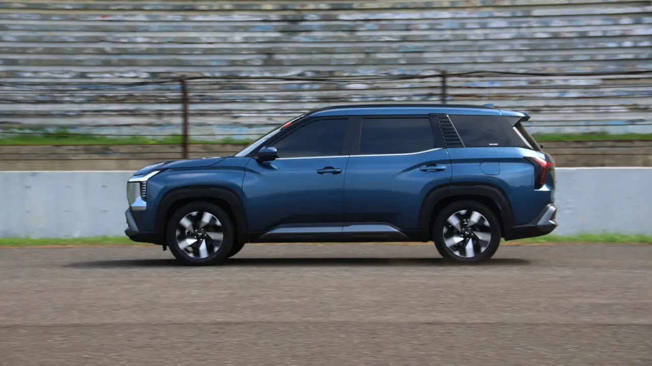 Mitsubishi Destinator