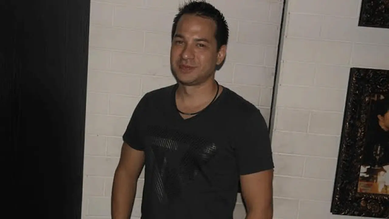 Ari Wibowo