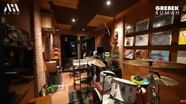 Rumah Syahnaz Sadiqah dan Jeje Govinda (YouTube/AH)