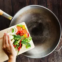 Ilustrasi memasak/copyright shutterstock
