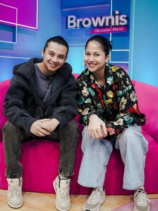 Bastian Steel melamar Sitha Marino (Instagram/sithamrino)