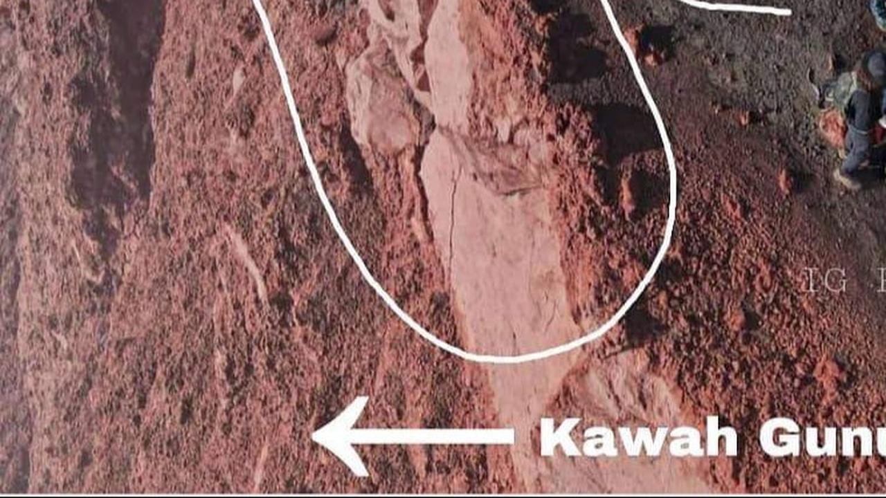 Kawah Gunung Kerinci Dikabarkan Retak, Wisatawan Diingatkan Lebih Hati-Hati