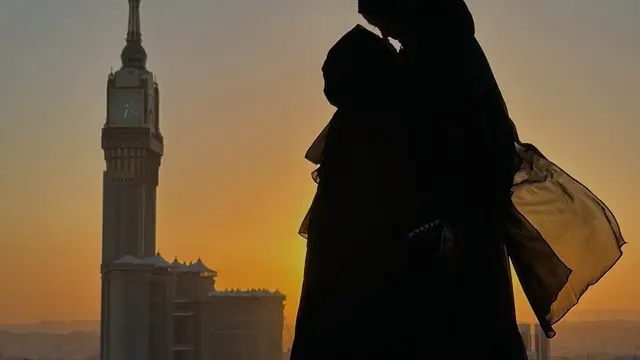 Baru Terungkap, Potret Hangat Ririn Ekawati dan Yaya dalam Perjalanan Umroh Ramadan yang Penuh Makna