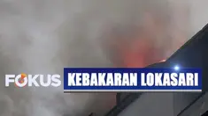 Kebakaran di gedung Lokasari Plaza terjadi di lantai lima ruangan bekas diskotek yang sedang dalam tahap renovasi.