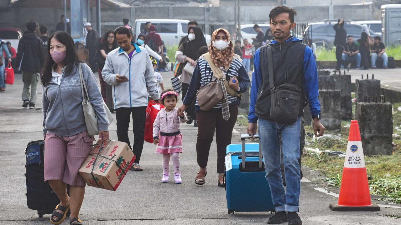 Kemenhub Berangkatkan 1.500 Peserta Mudik Gratis dari Terminal Pondok Cabe