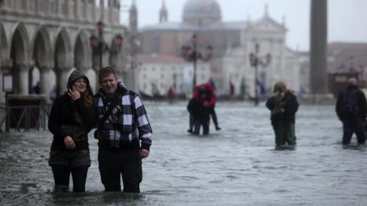 Kota Venesia tenggelam