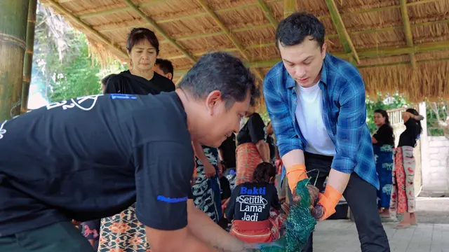 Bakti BCA bersama Nicholas Saputra