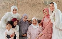 6 Foto Kenangan Siti Badriah Bersama Ibunda, Penuh Kehangatan dan Cinta