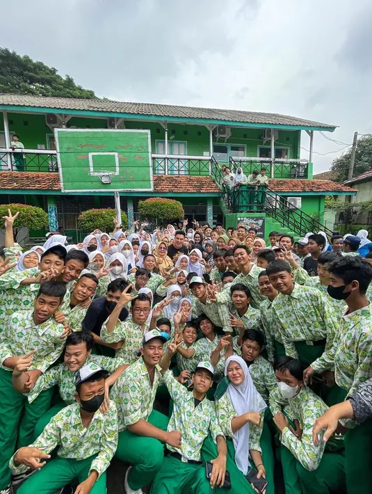 [Instagram/baimwong]