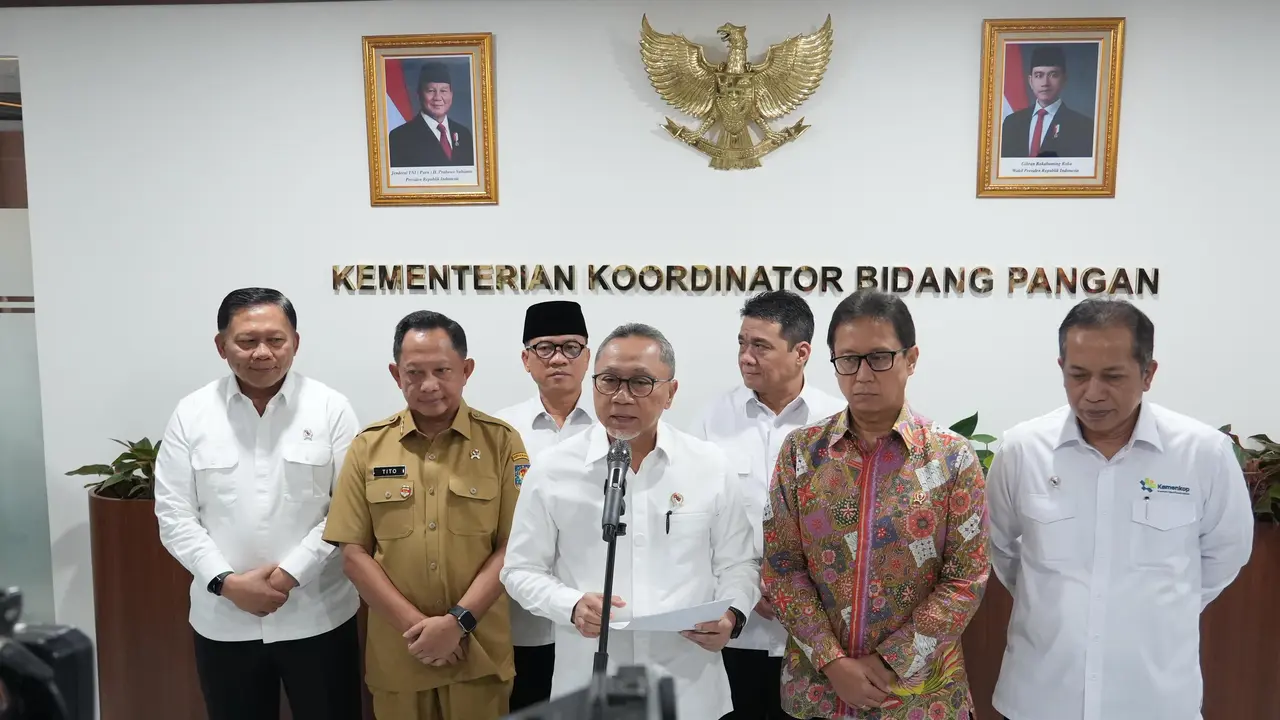 Menko Zulhas Ungkap Peran Strategis Koperasi Desa dalam Menjaga Rantai Pangan