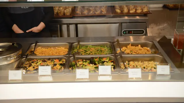 Fufufu, Pengalaman Makan Masakan Rumahan di Restoran Nyaman