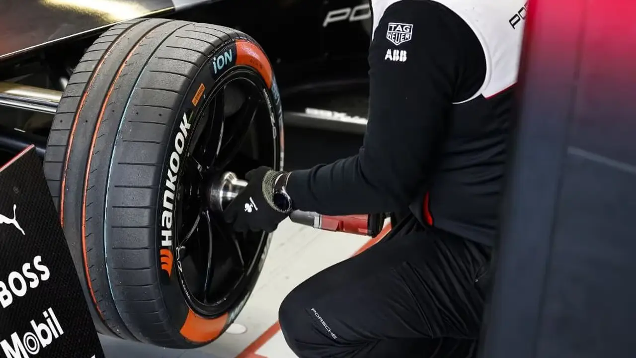 Hankook Bakal Pamer Ban Kendaraan Listrik di Formula E Jakarta 2023 (Ist)