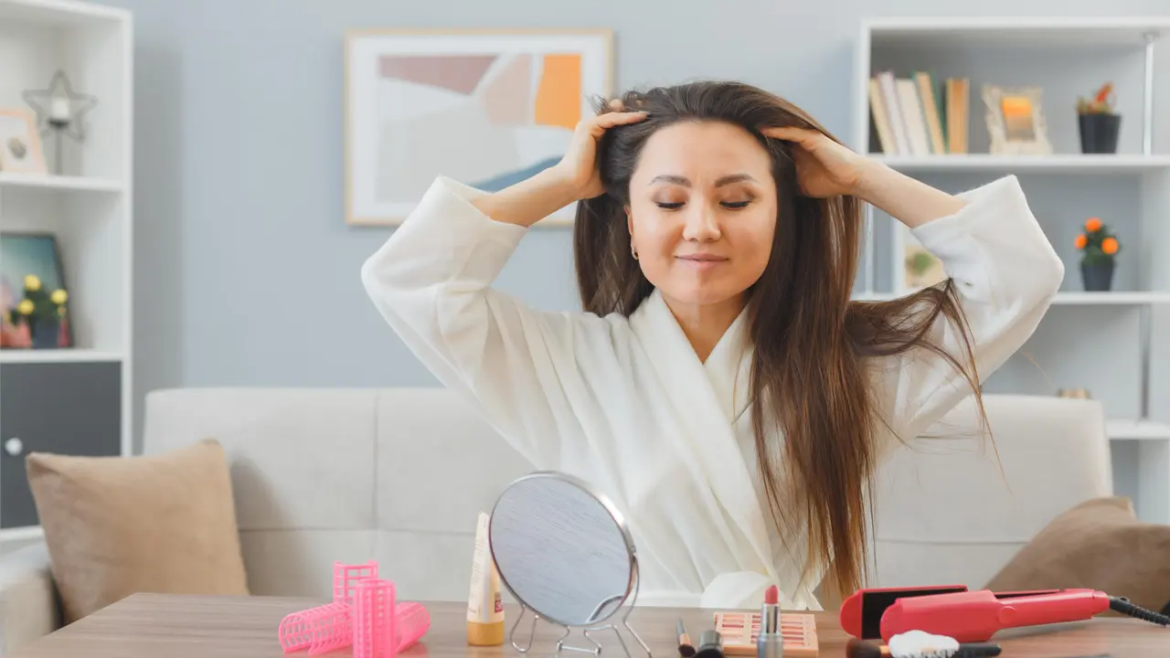 9 Tips Merawat Rambut agar Tumbuh Lebih Cepat Tebal dan Kuat