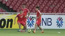 Cara pemain JDT berlatih mengecoh lawan pada sesi latihan di Stadion Utama GBK, Jakarta, (09/04/2018). JDT akan menguji kekuatan Persija Jakarta pada PIala AFC 2018. (Bola.com/Nick Hanoatubun)