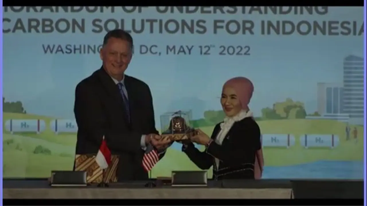 Chevron New Ventures Pte Ltd dan PT Pertamina (Persero) menjalin kerja sama untuk menjajaki potensi peluang bisnis rendah karbon di Indonesia melalui penandatanganan Nota Kesepahaman (MoU).