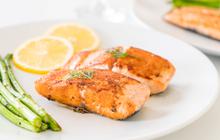Trik Sukses Memasak Salmon Ala Restoran Hanya dengan Teflon