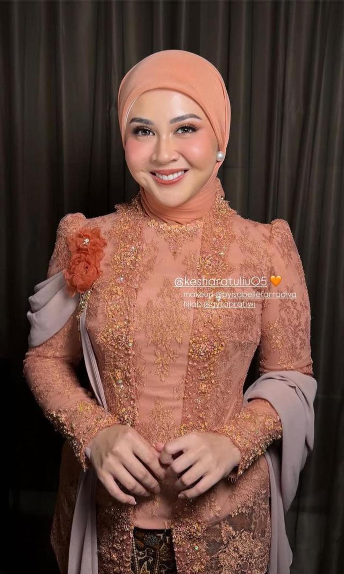 7 Detail Kebaya Bridesmaid Pernikahan Syifa Hadju dan El Rumi, Pancarkan Keanggunan