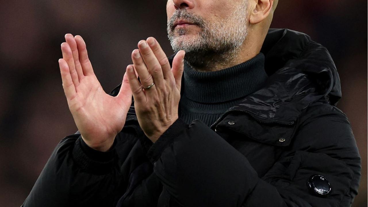Gaya Pep Guardiola Pamer 6 Jari untuk Balas Ejekan Pendukung Liverpool