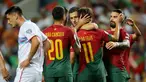 Para pemain Portugal merayakan gol Joao Felix ke gawang Luksemburg pada pertandingan sepak bola Grup J Kualifikasi Euro 2024 di Stadion Algarve, luar Faro, Portugal, Senin (11/9/2023). Portugal menang 9-0 atas Luksemburg. (AP Photo/Joao Matos)