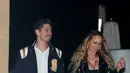 Mariah Carey kencan dengan Bryan Tanaka sembari memamerkan bentuk tubuh barunya. (NGRE/BACKGRID/HollywoodLife)