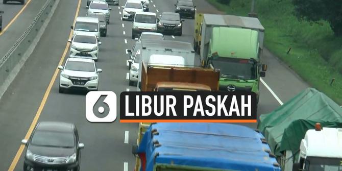 VIDEO: Kepadatan Lalu Lintas di Tol Cikampek Menjelang Libur Paskah