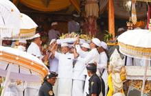 Gubernur Koster Prioritaskan Perbaikan Jalur Pura Besakih Jelang IBTK 2026