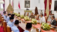 Pengurus Pusat Badan Komunikasi Pemuda Remaja Masjid Indonesia (DPP BKPRMI) saat bertemu dengan Presiden Jokowi di Istana Kepresidenan Jakarta. (Istimewa)