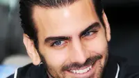 Juara America's Next Top Model, Nyle Dimarco saat berkunjung ke Indonesia untuk merayakan kemenangannya di Hotel Mulia, Jakarta, Kamis (17/12/2015). (Liputan6.com/Gempur M Surya)