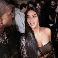 Kanye West dilaporkan berhubungan baik dengan Caitlyn Jenner di belakang keluarga Kardashian. (ALAIN JOCARD  AFP)