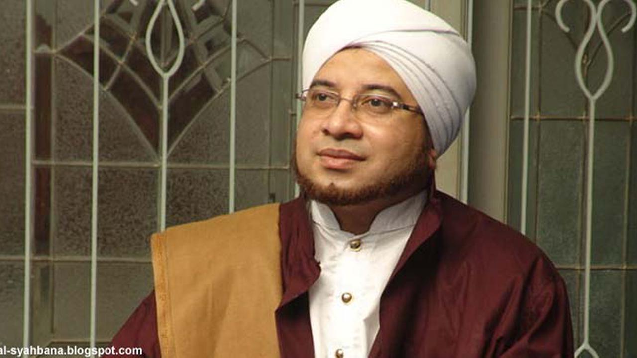 Riwayat Hidup Habib Munzir, Tidur di Emperan Toko Demi Berdakwah