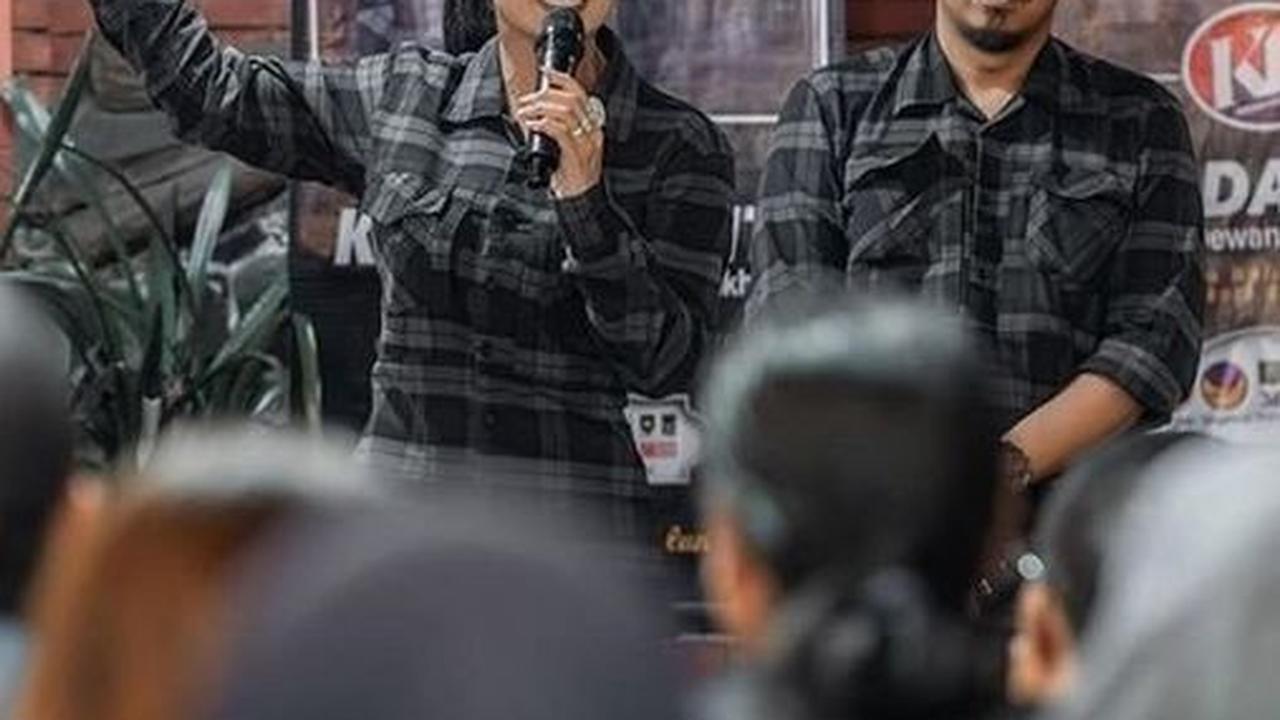 Istri Raul Lemos, Kris Dayanti, sedang giat melakukan kunjungan di daerah tempat ia mencalonkan diri, Kota Batu, dan terlihat aktif dalam membangun kedekatan dengan masyarakat.<br><br>