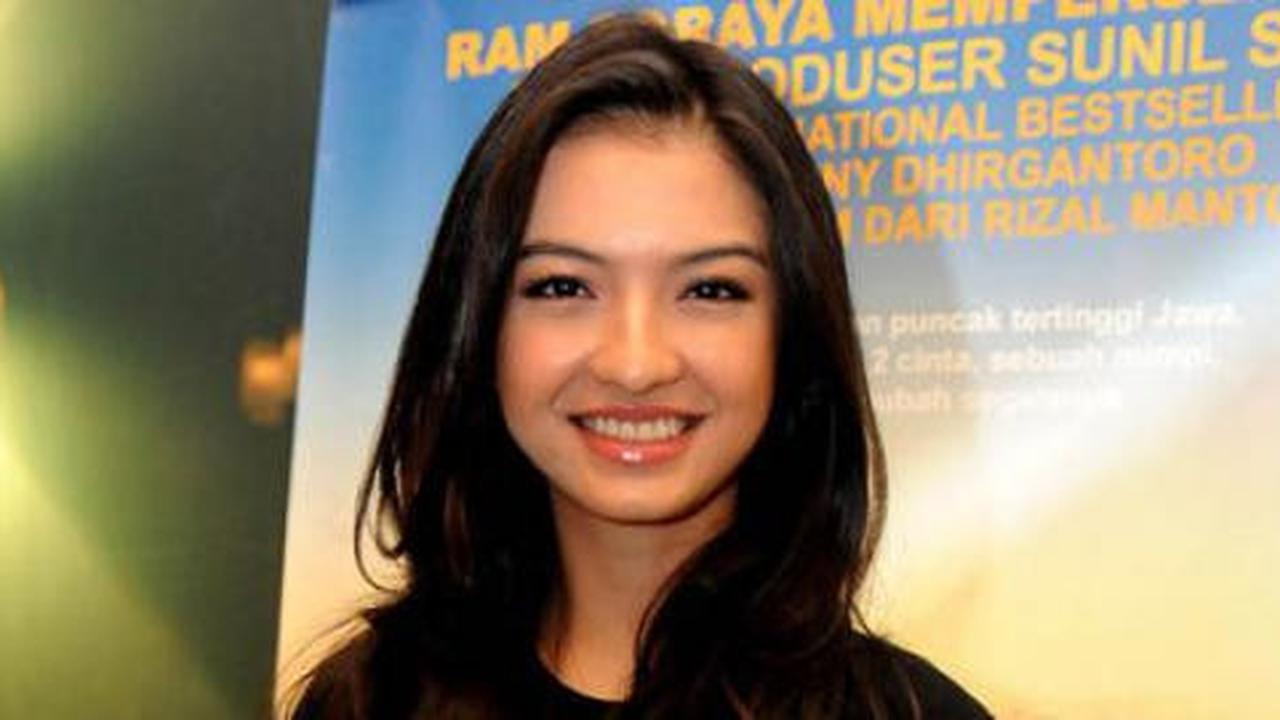 Bintangi 5 CM, Raline Shah kesulitan berbahasa Indonesia