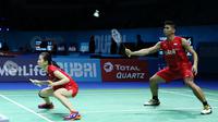 Praveen Jordan/Debby Susanto meraih kemenangan kedua di penyisihan Grup A BWF Dubai World Super Series Finals 2016. Praveen/Debby mengalahkan pasangan Korea, Ko Sung Hyun/Kim Ha Na, Kamis (15/12/2016). (Humas PP PBSI)